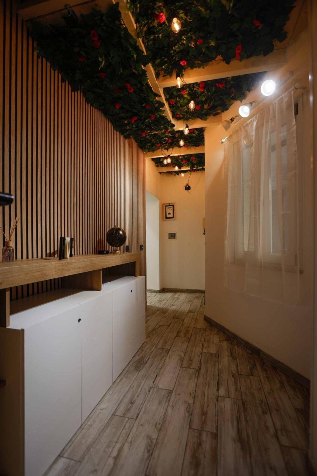 Stay In The Heart Of Salerno - Near The Duomo "La Finestra Sul Borgo" Exterior foto